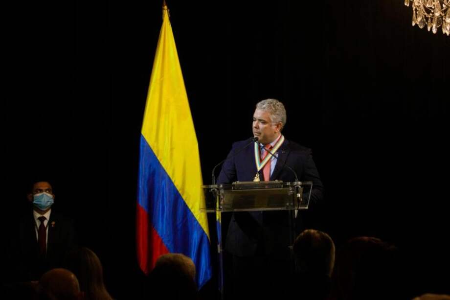 El mandatario cerró su visita a EE.UU. con un encuentro con representantes de JP Morgan y Goldman Sachs, que expresaron su deseo por invertir en proyectos de infraestructura en Colombia.