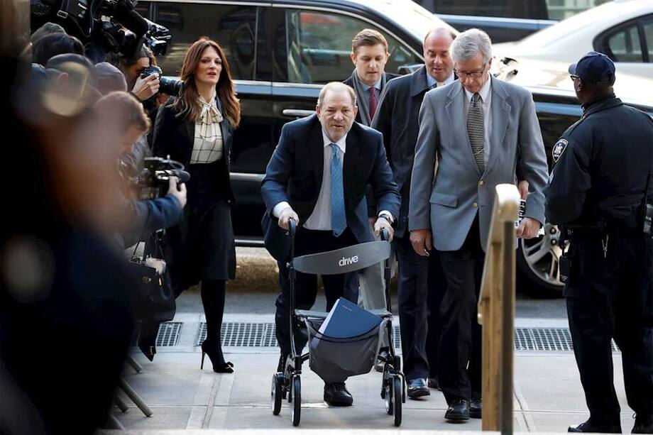 Los abogados de Harvey Weinstein intentaron evitar su transferencia alegando un delicado estado de salud y problemas de movilidad de su cliente, pero el intento fue infructuoso.