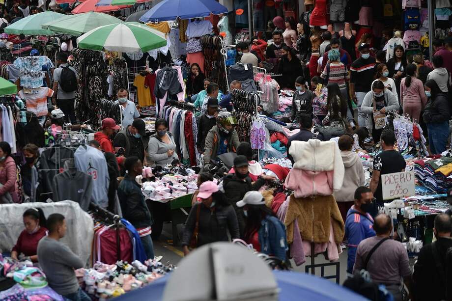 Un estudio del banco español BBVA recomienda mesura en los gastos navideños.