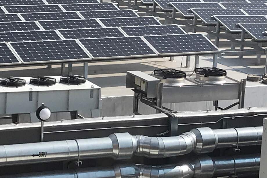 Anuncian un data center para Barranquilla con energía solar.