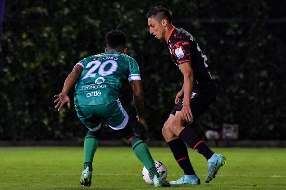 Equidad y América jugaron en el Estadio Metropolitano de Techo en Bogotá.