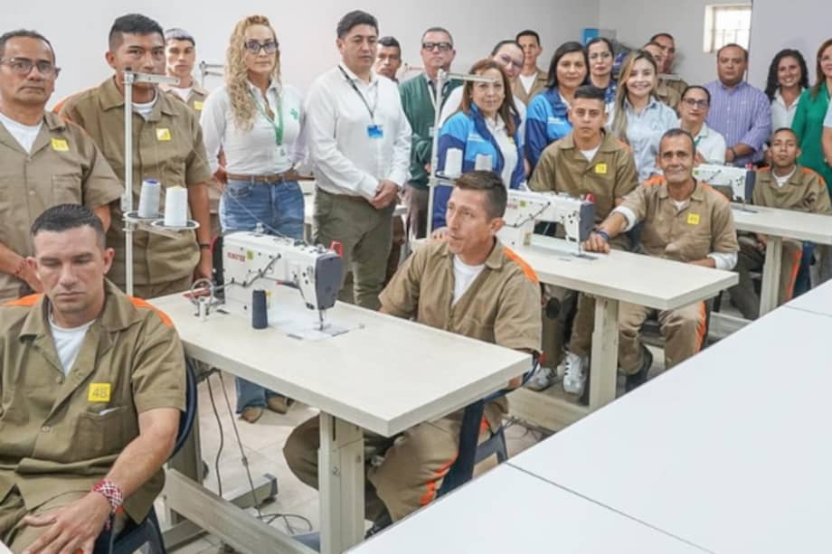 Al menos 56 personas privadas de la libertad tendrán desde esta semana una oportunidad para acabar sus condenas y reinsertarse a la sociedad con títulos académicos.