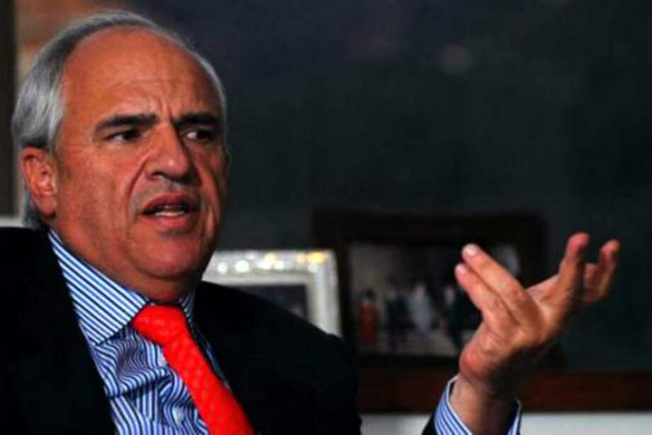 Samper se pregunta si Óscar Iván Zuluaga puede "resucitar"