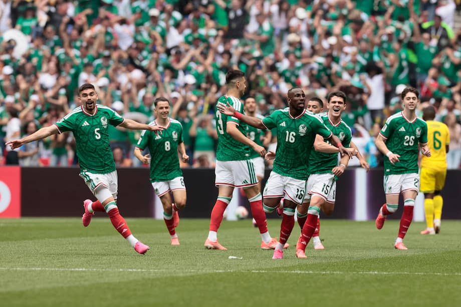 Así fue la celebración de la selección mexicana con el gol de Julián Quiñones.
