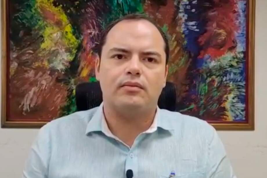 La Procuraduría General de la Nación informa que la investigación abierta contra el contralor departamental del Huila, Andrés Felipe Vanegas Mosquera, por la presunta agresión a su pareja sentimental.
