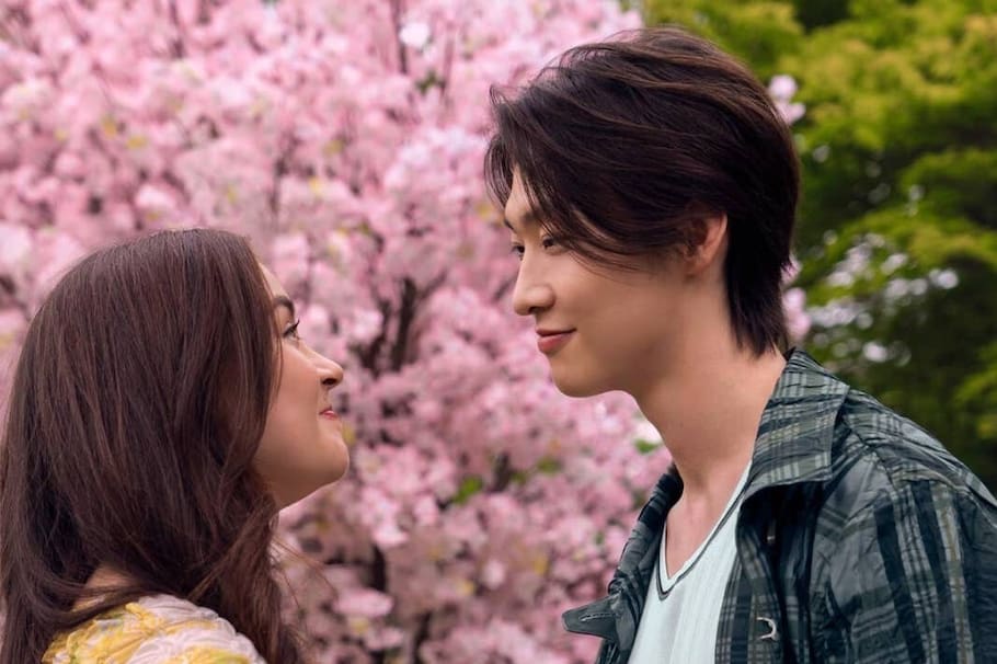 La tercera temporada de la serie adolescente de Netflix, protagonizada por Anna Cathcart, muestra las nuevas aventuras de Kitty Song Covey durante su último año de instituto.