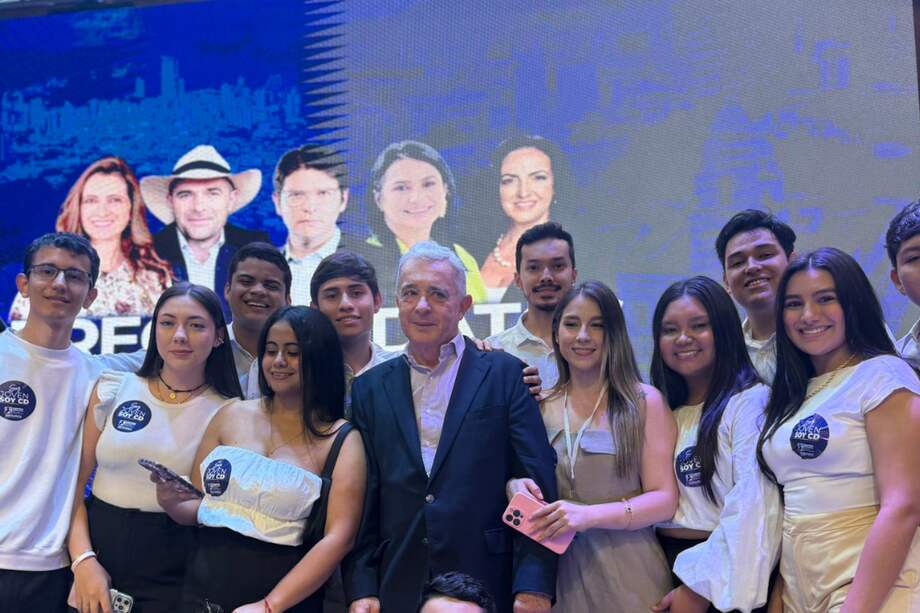 Expresidente Álvaro Uribe Vélez en quinto foro de precandidatos del Centro Democrático.