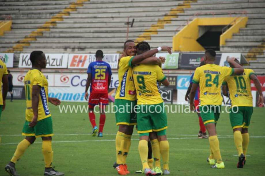 Ramos celebra el primer gol del partido contra el Pasto. Foto: Atlético Huila