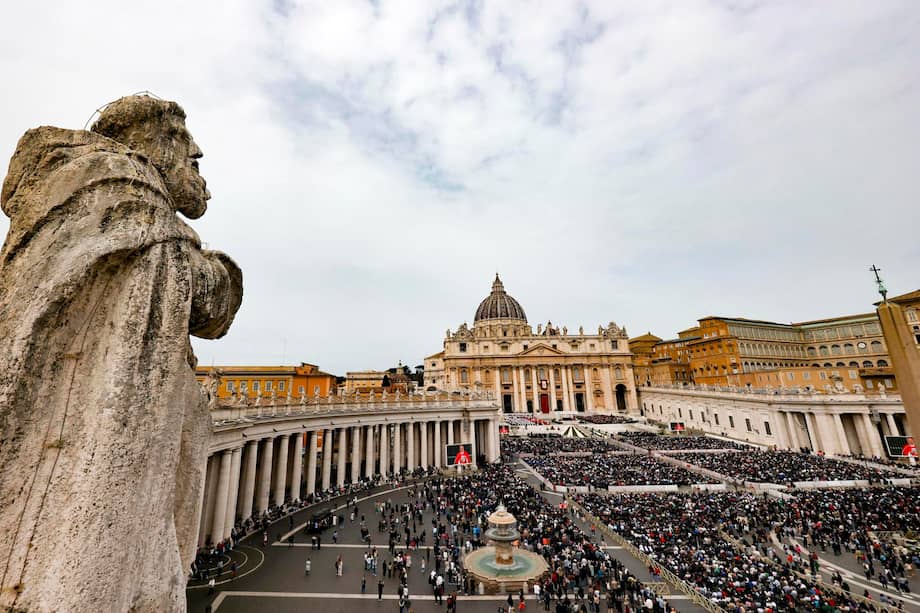 La Necrópolis de San Pedro y el Archivo Apostólico, la historia bajo tierra del Vaticano.