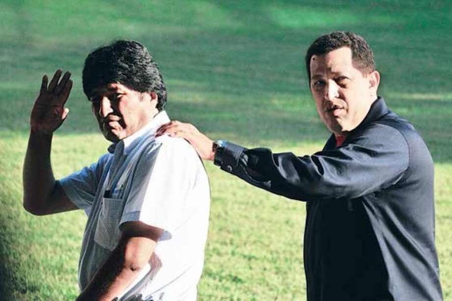Los presidentes de Bolivia, Evo Morales, y de Venezuela, Hugo Chávez./ EFE