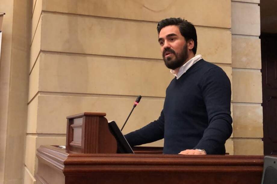 Gabriel Santos, representante a la Cámara. / Twitter: @domopaz