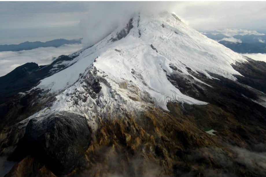 El Volcán Nevado del Huila hace parte del Parque Natural "Los Nevados". / Archivo Parques Nacionales Naturales de Colombia