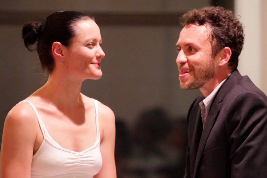 La novedad de "Miss Julia" es que mezcla español e inglés en el escenario.