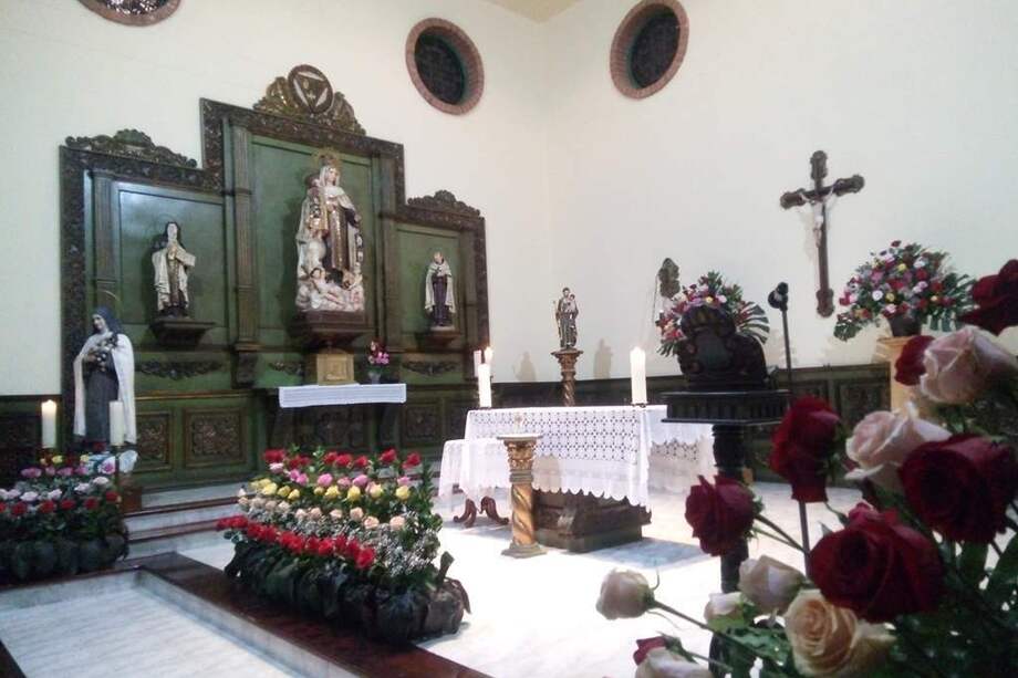 Los delincuentes se llevaron el sagrario.