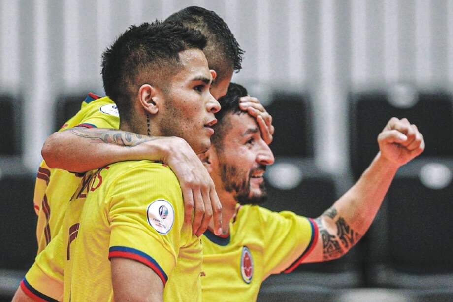 Camilo Gómez (der.) ha jugado en Venezuela, Bolivia, Brasil, Polonia, Francia, Vietnam y Malta. / Conmebol