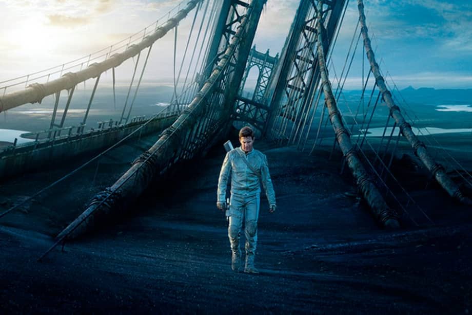 Tom Cruise en la película "Oblivion".