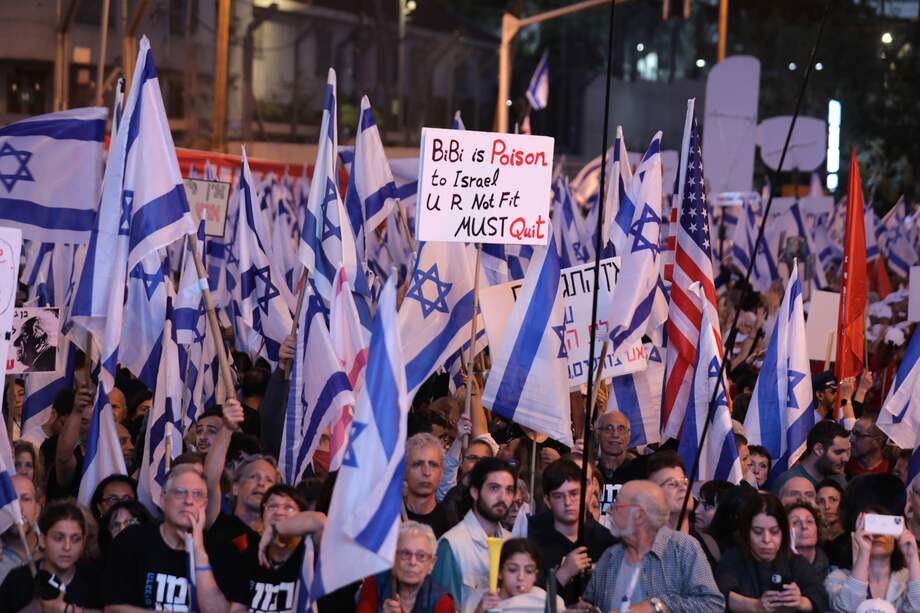 Continúan las protestas masivas en todo el país contra el plan de reforma del sistema de justicia del gobierno.