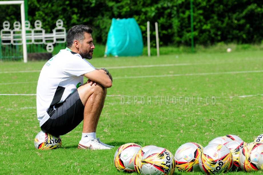 Mario Alberto Yepes dirigió 44 partidos al Cali. Ganó 21, empató 9 y perdió 14. / Deportivo Cali