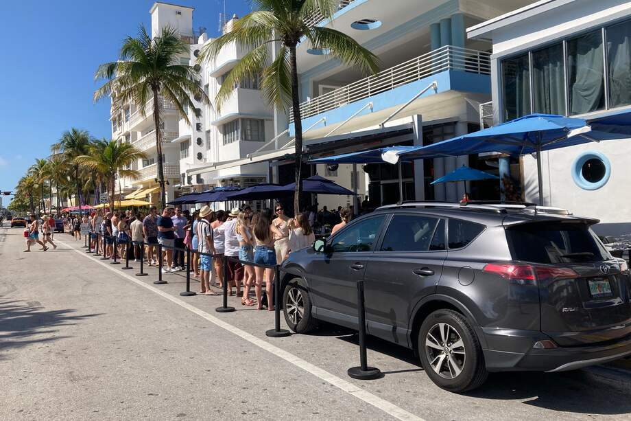 Desde que empezó el “Spring Break”, agentes decomisaron 37 armas de fuego en tres días, indicó el lunes el jefe de la Policía local, Richard Clements.