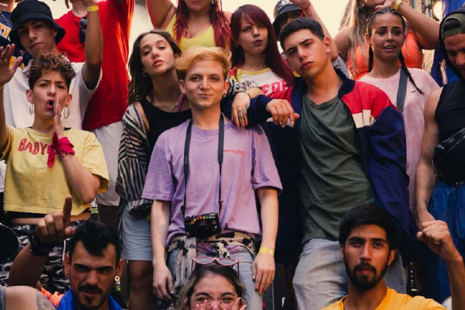 La serie "Días de gallos" cuenta con la participación de artistas de hip hop como Roma y Cacha. / Cortesía: HBO Max