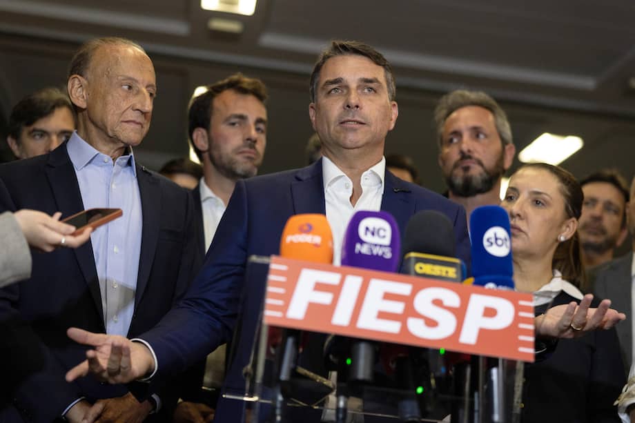 El candidato a la Presidencia de Brasil por el Partido Liberal Flávio Bolsonaro.