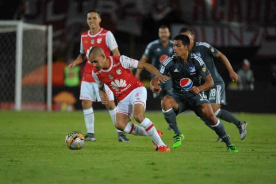 Santa Fe y Millonarios tienen encuentros pendientes. / Andrés Torres