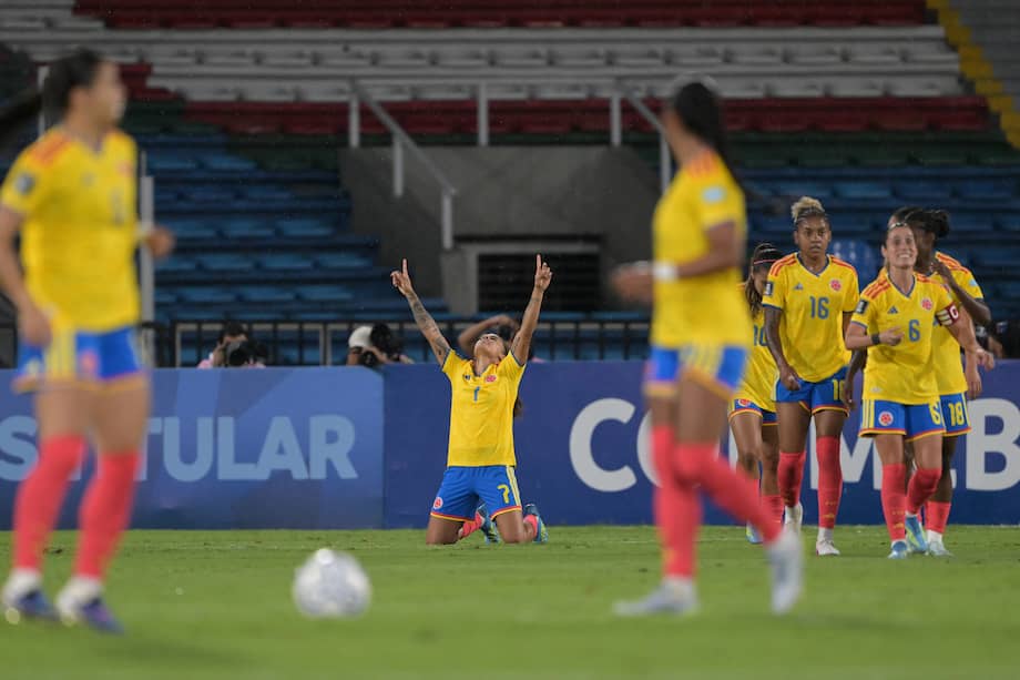 A una fecha del final, la Tricolor también mantiene intactas sus opciones de quedarse con el título del torneo continental cuando visite a Paraguay en la última jornada.