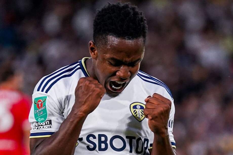 Luis Sinisterra marcó el primer gol del encuentro ante Leicester.