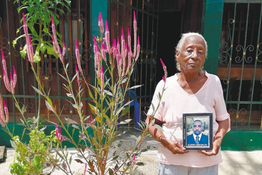 Eva halló a su hijo desaparecido, pero nadie le ha pedido perdón