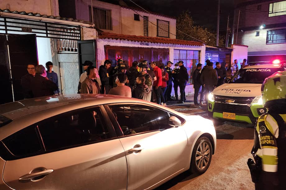 Los ladrones se llevaron el vehículo sin percatarse de que en la silla de atrás iba la niña, de siete años, dormida.