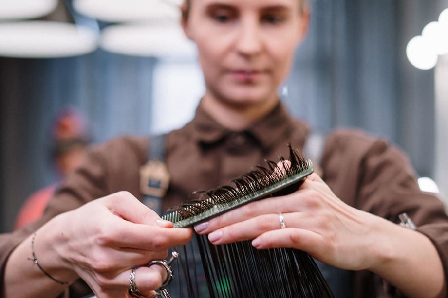 Conoce cuándo debes cortar tu cabello en noviembre.