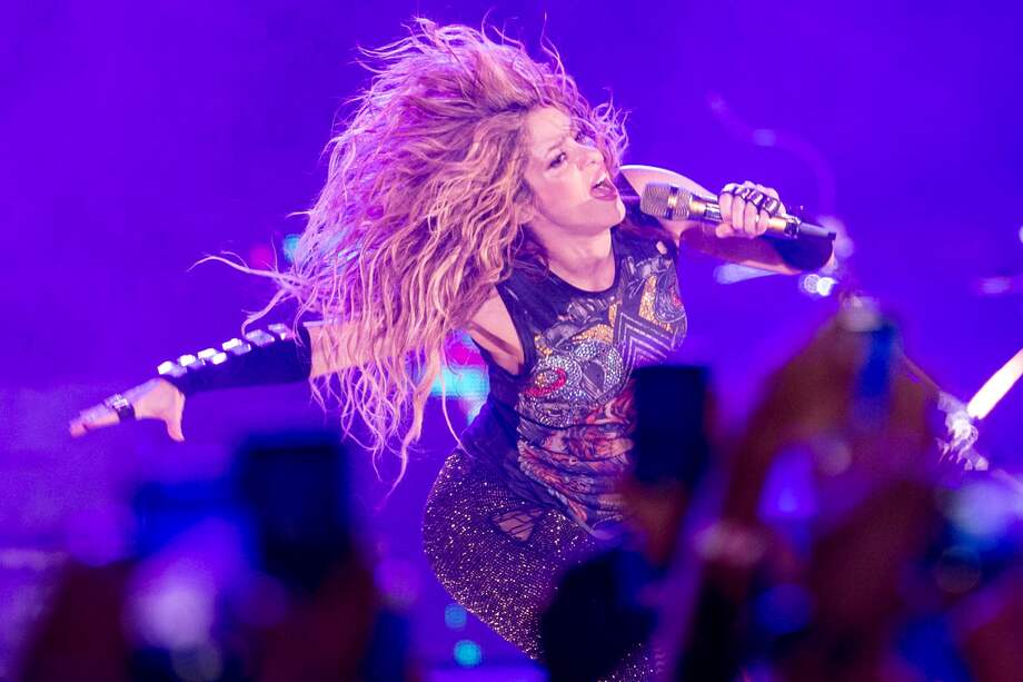 Shakira en un concierto de la gira "El Dorado". / Archivo EFE