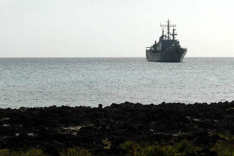 El buque enviado por el Gobierno de Managua iba a hacer investigación pesquera en el cayo colombiano de Quitasueño. / Luis Ángel