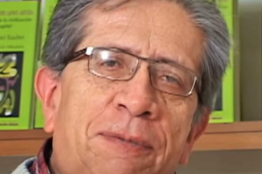 Luis Ignacio Sandoval Moreno fue columnista de El Espectador y un activista de la paz.