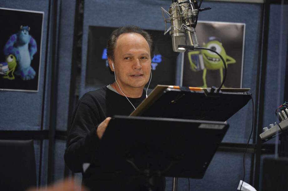 Billy Crystal en una de las sesiones de grabación de la película ‘Monsters Inc.’. / Disney Pictures