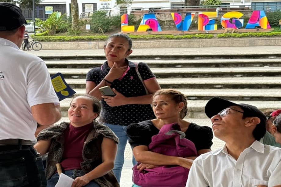 Una apuesta de la Gobernación planea recorrer los 116 municipios de Cundinamarca para enseñar a la tercera edad cómo acceder a pensión y qué caminos tomar para llegar a la tercera edad con ahorros y tranquilidad en las últimas décadas de sus vidas.