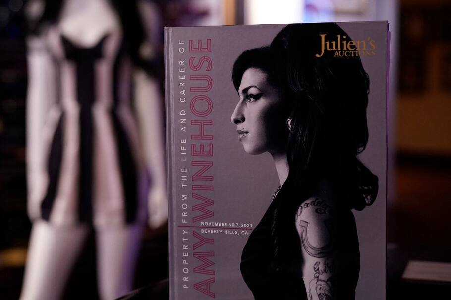 Los objetos personales de Amy Winehouse fueron subastados
