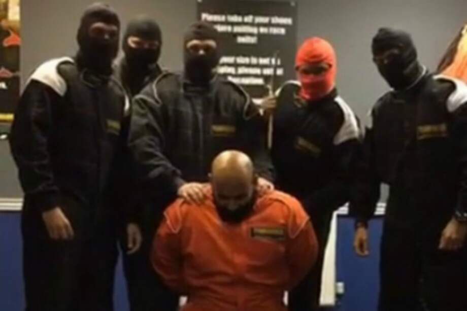 HSBC despide a seis trabajadores por grabar vídeo falso de ejecución del Estado Islámico