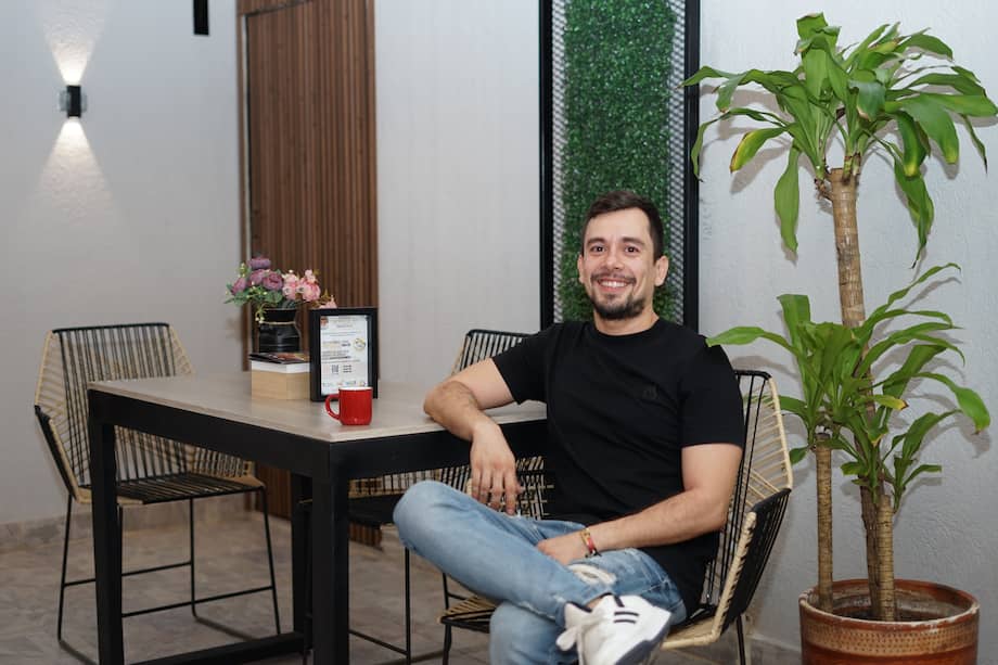 Omar Andrés Atuesta, el emprendedor detrás de Nómada 22.