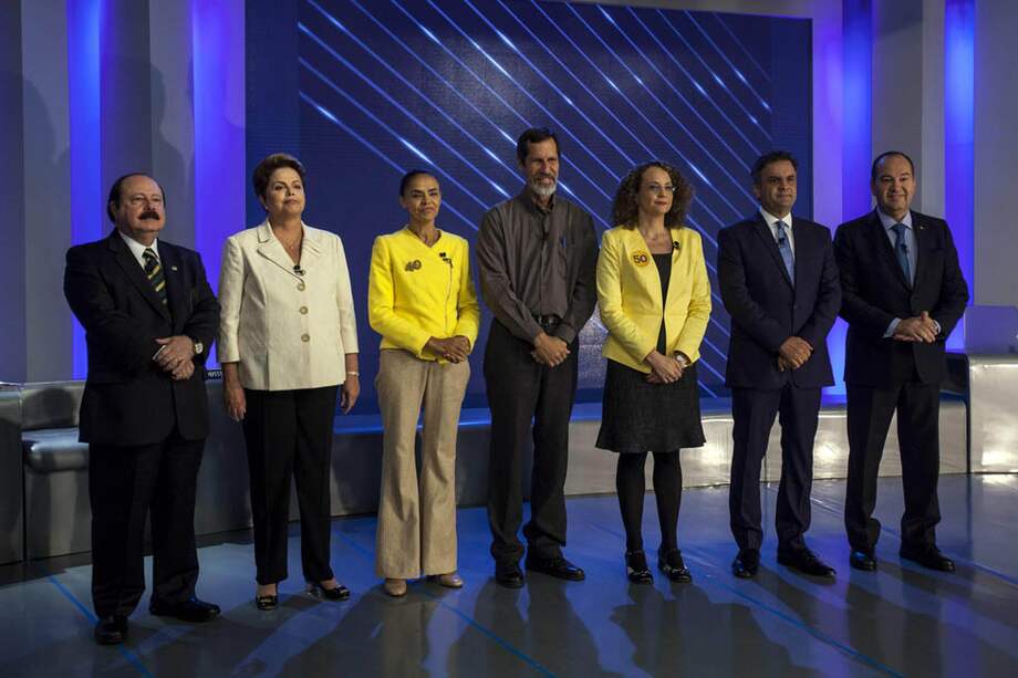 (i-d) Los candidatos a la presidencia de Brasil, Levy Fidelix, Dilma Roussef, Marina Silva, Eduardo Jorge, Luciana Genro, Aecio Neves y Pastor Everaldo. / EFE