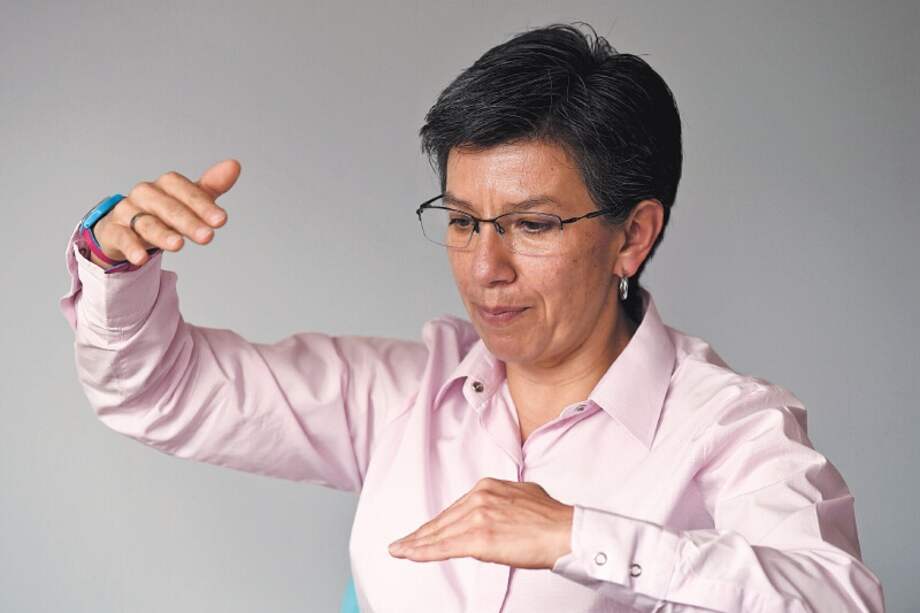 Claudia López asegura que por cuenta de la emergencia cambiará el transporte, la educación y el trabajo. / Gustavo Torrijos