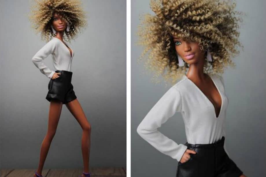 Instagram @welovetheroyaldolls