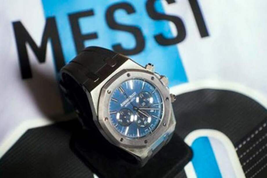Subastan un reloj exclusivo diseñado con la colaboración de Messi