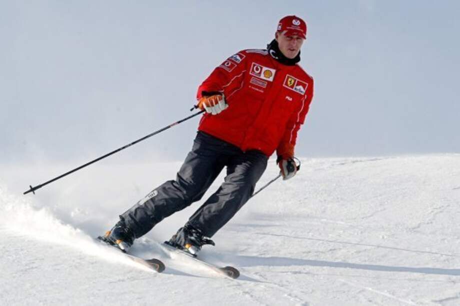 Michael Schumacher sufrió graves lesiones craneales a consecuencia del accidente sufrido en la estación invernal francesa de Méribel. Foto: AFP