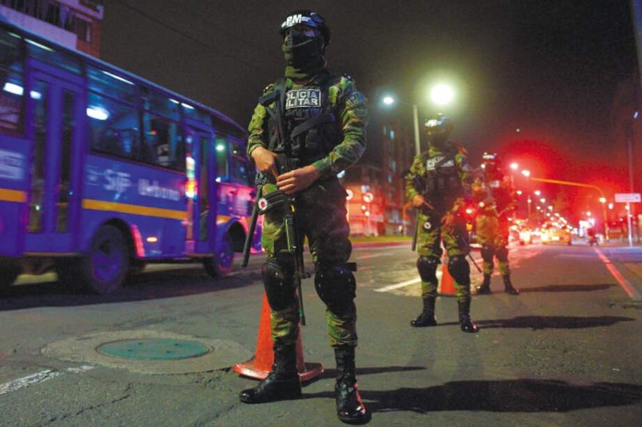 El toque de queda nocturno, que durará 10 días más, será entre las 8:00 p.m. y 4:00 a.m.