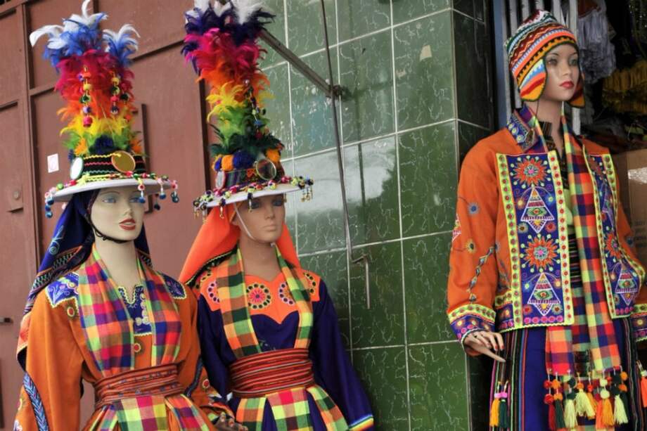 Textiles bolivianos con problemas en mercado venezolano por el dólar