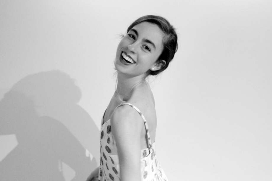 Inés Domínguez habla cuatro idiomas y tiene experiencia en el teatro experimental. /Cortesía