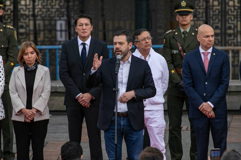 El alcalde ya ejerció su derecho al voto en la Plaza de Bolívar