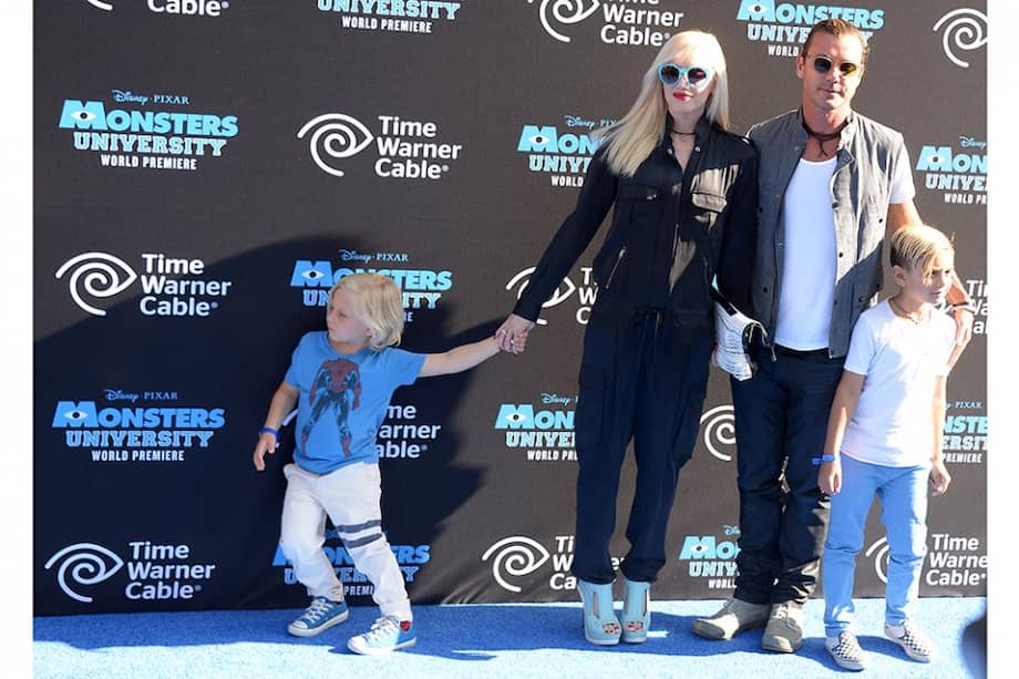 Gwen Stefani posa con Gavin Rossdale y sus hijos Kingston y Zuma. / AFP