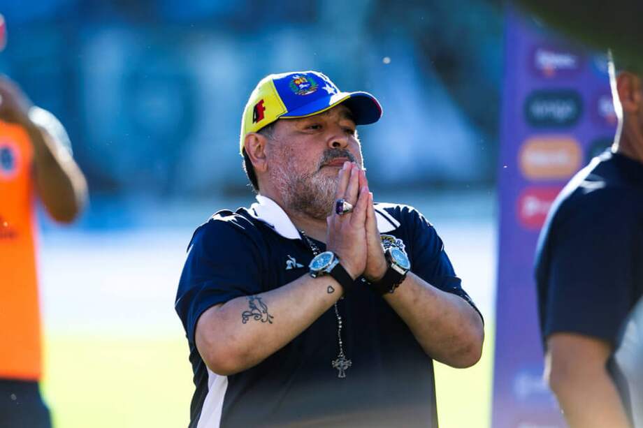 Diego Armando Maradona, técnico de Gimnasia y Esgrima de la Plata. / EFE